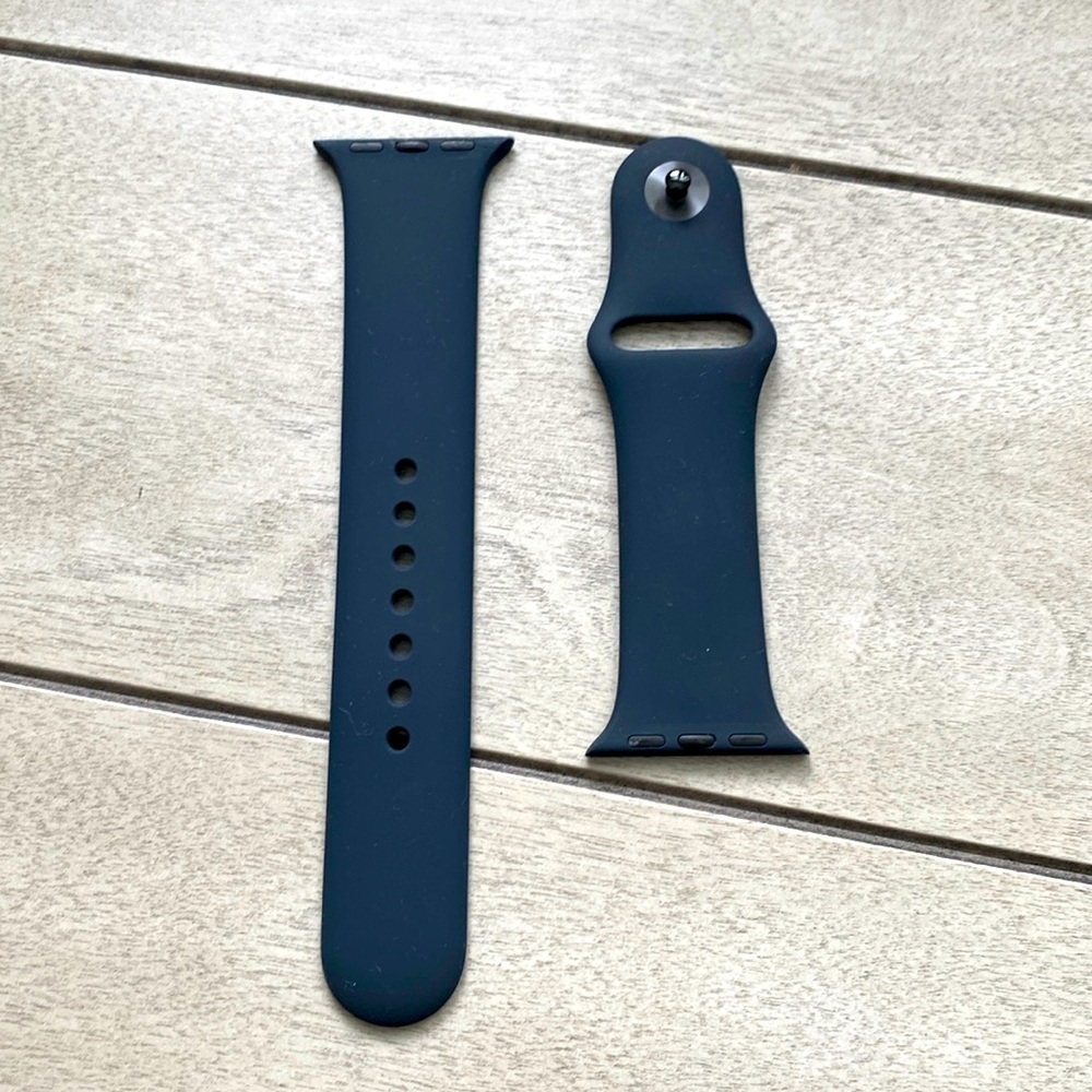 Brand new Apple Watch Sport band 40mm - M/L